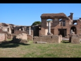 05571 ostia - regio iii - cardo degli aurighi - caseggiato degli aurighi - bli aus westen.jpg